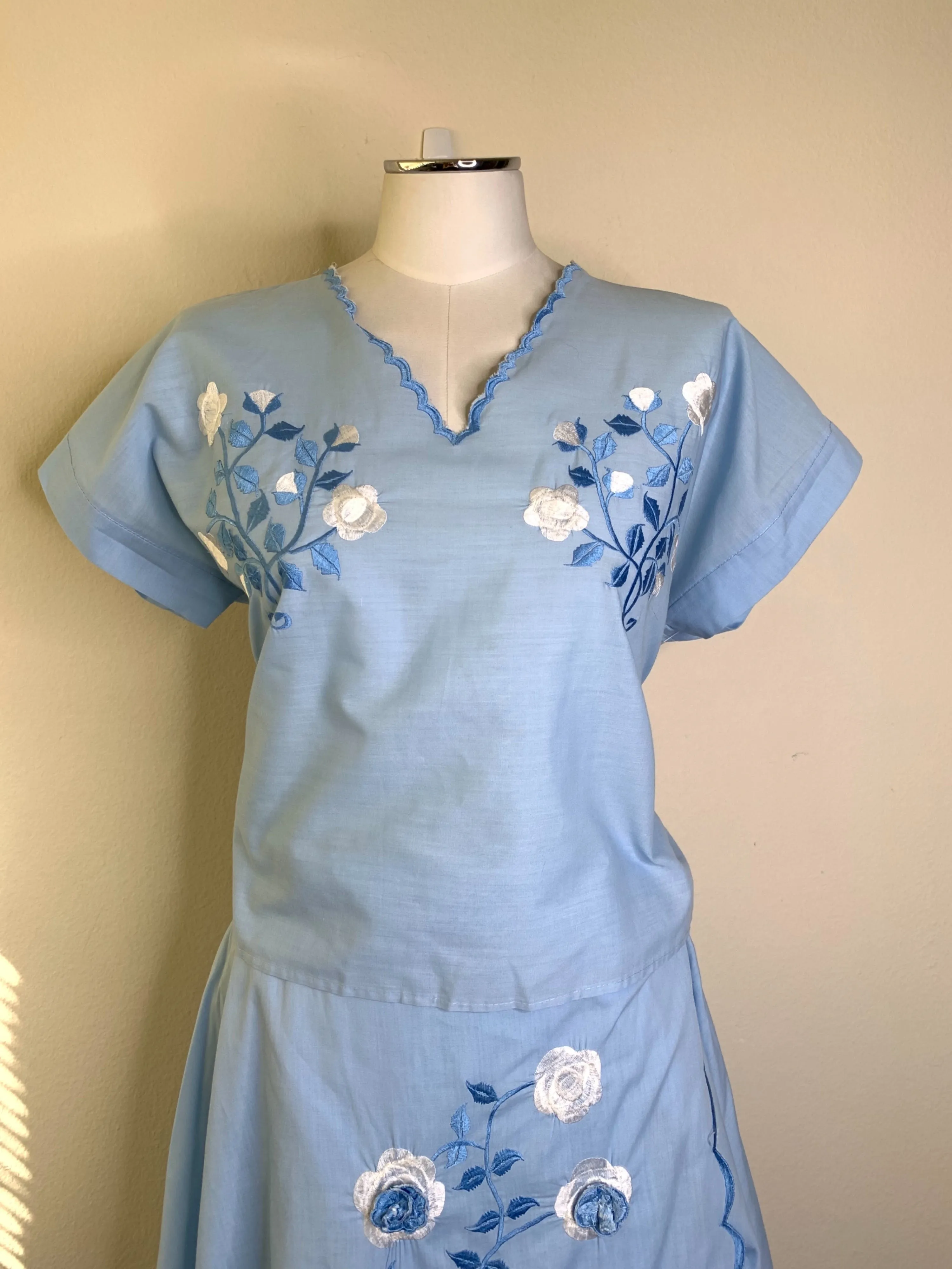 '60s Floral Embroidered Cotton Wrap Skirt and Top Set
