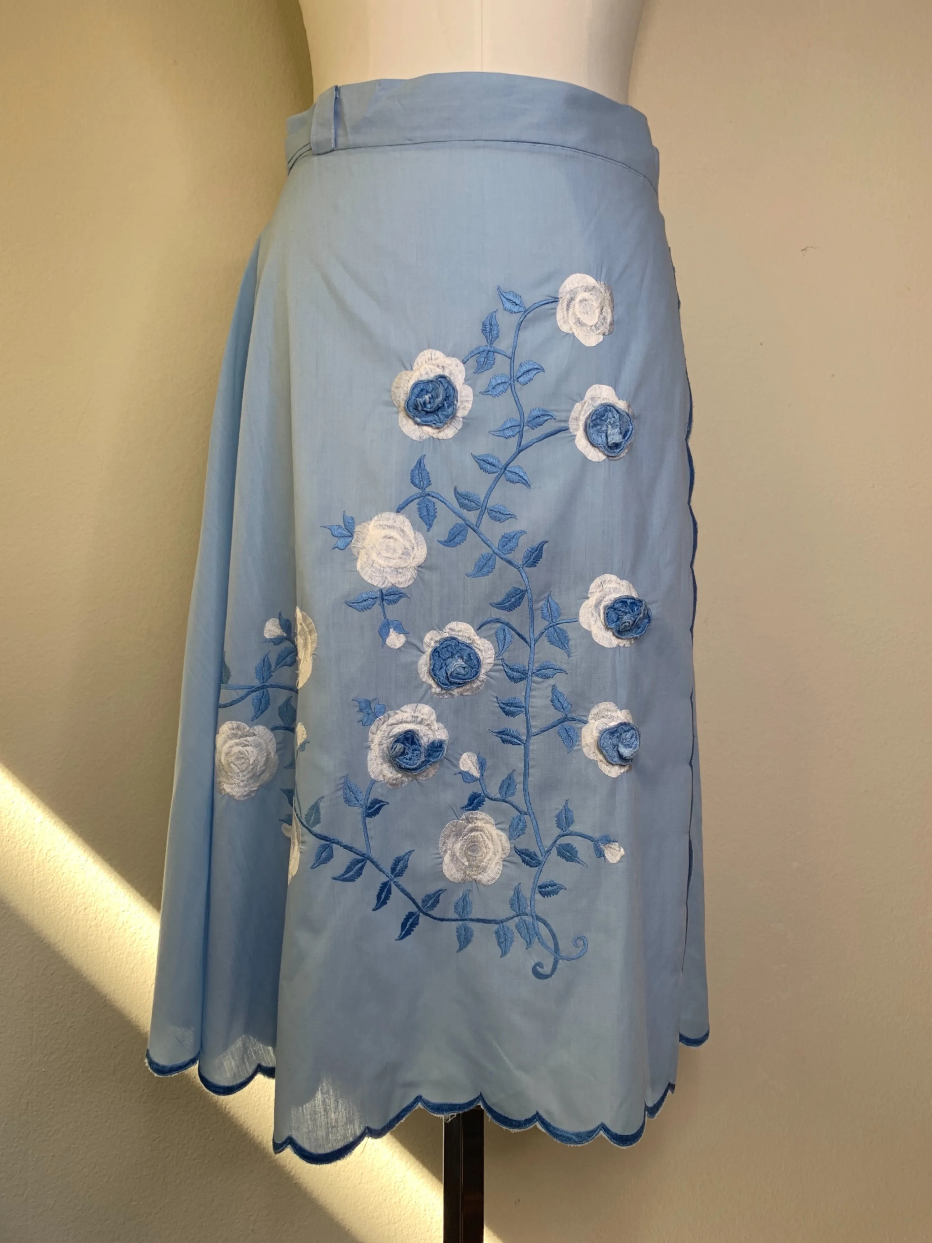 '60s Floral Embroidered Cotton Wrap Skirt and Top Set