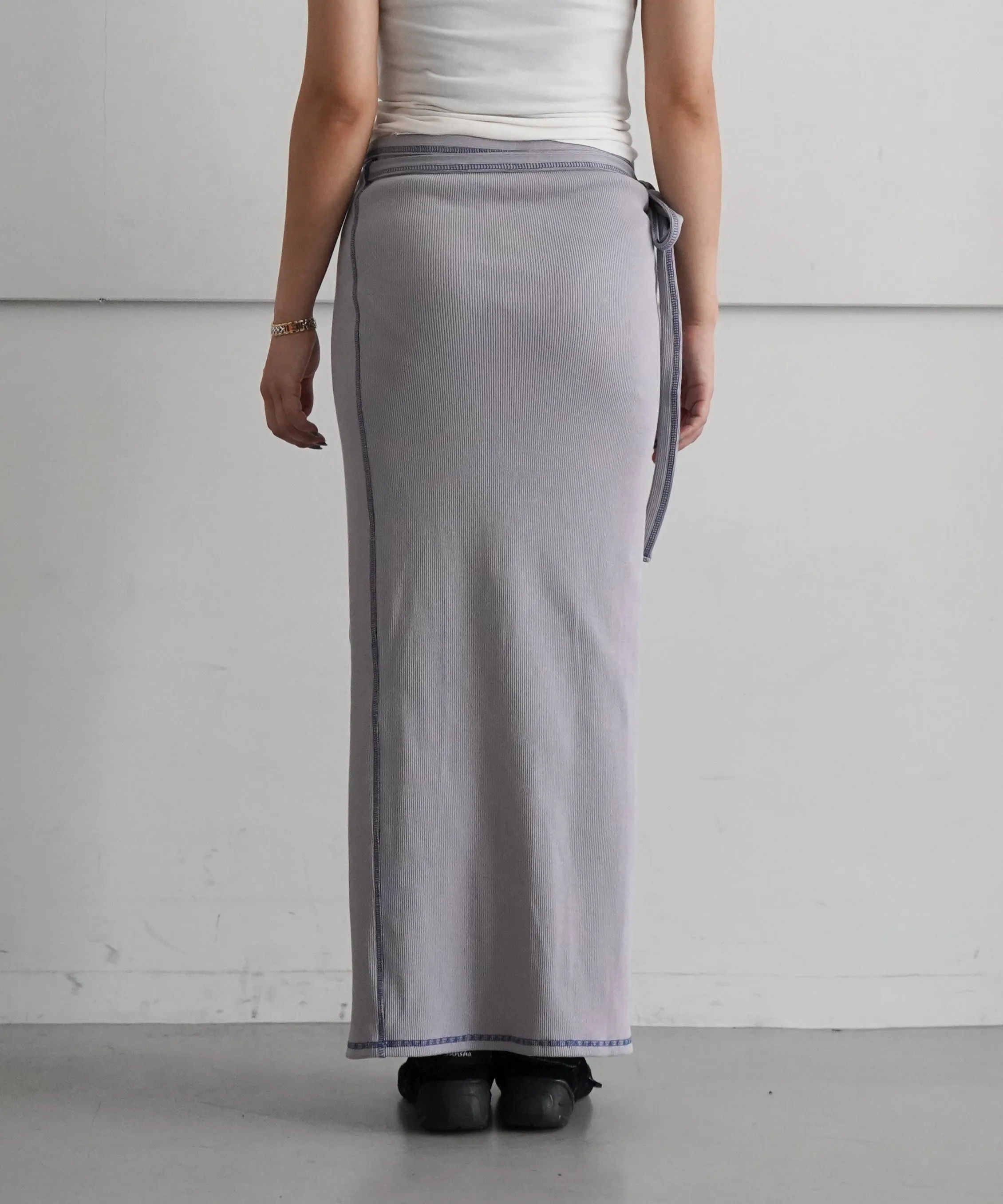 BASERANGE GARBLE WRAP SKIRT "GREY"
