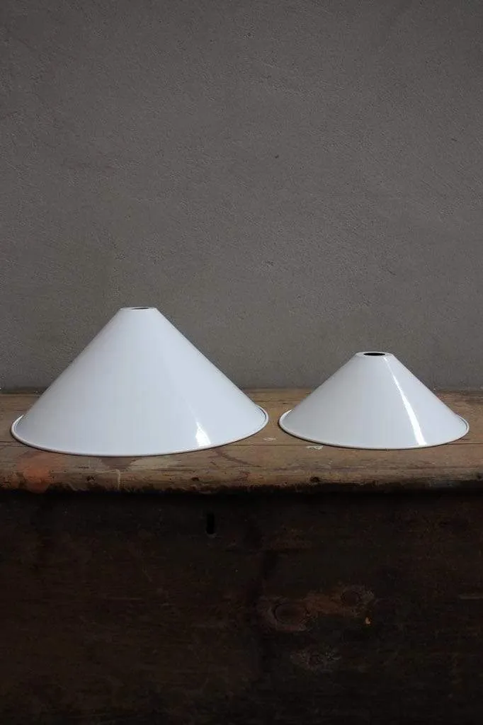 Cone 3 Arm Ceiling Light