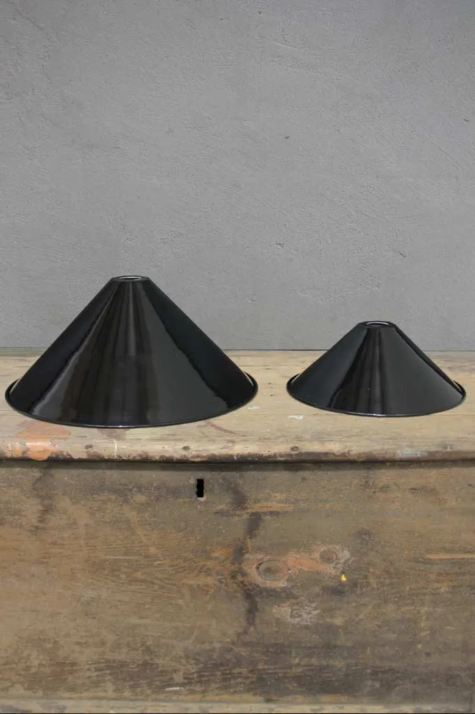 Cone 3 Arm Ceiling Light