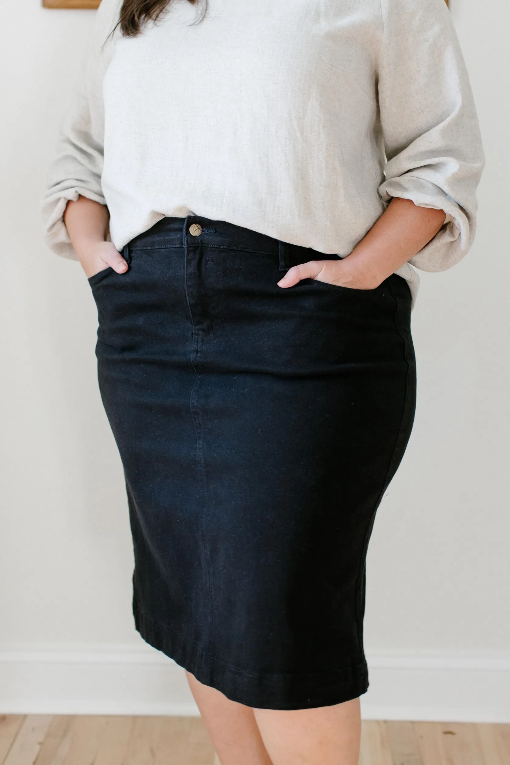 'Leah' Denim Skirt in Black