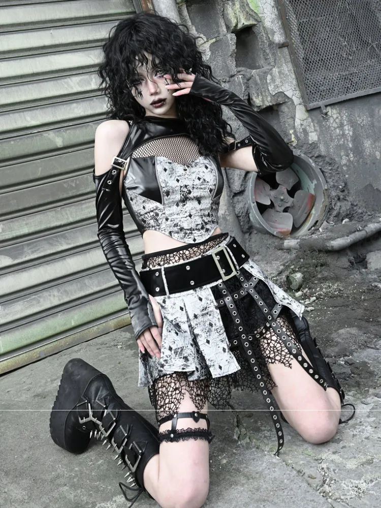 Pleated Gothic Short Skirt【s0000001025】