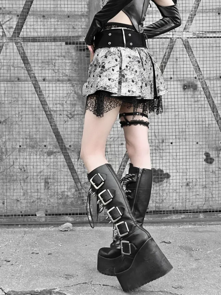 Pleated Gothic Short Skirt【s0000001025】