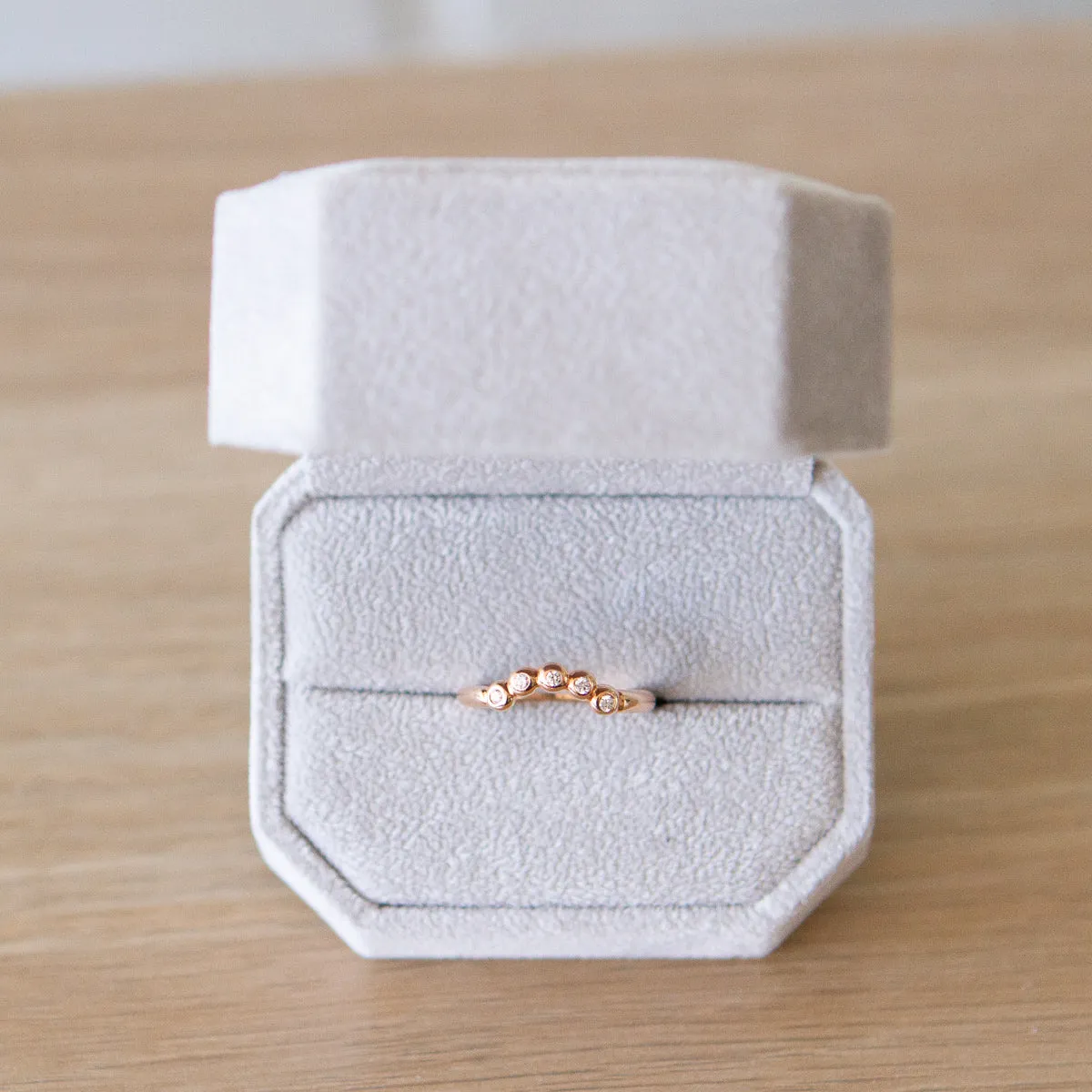 Small Arched Droplet Band
