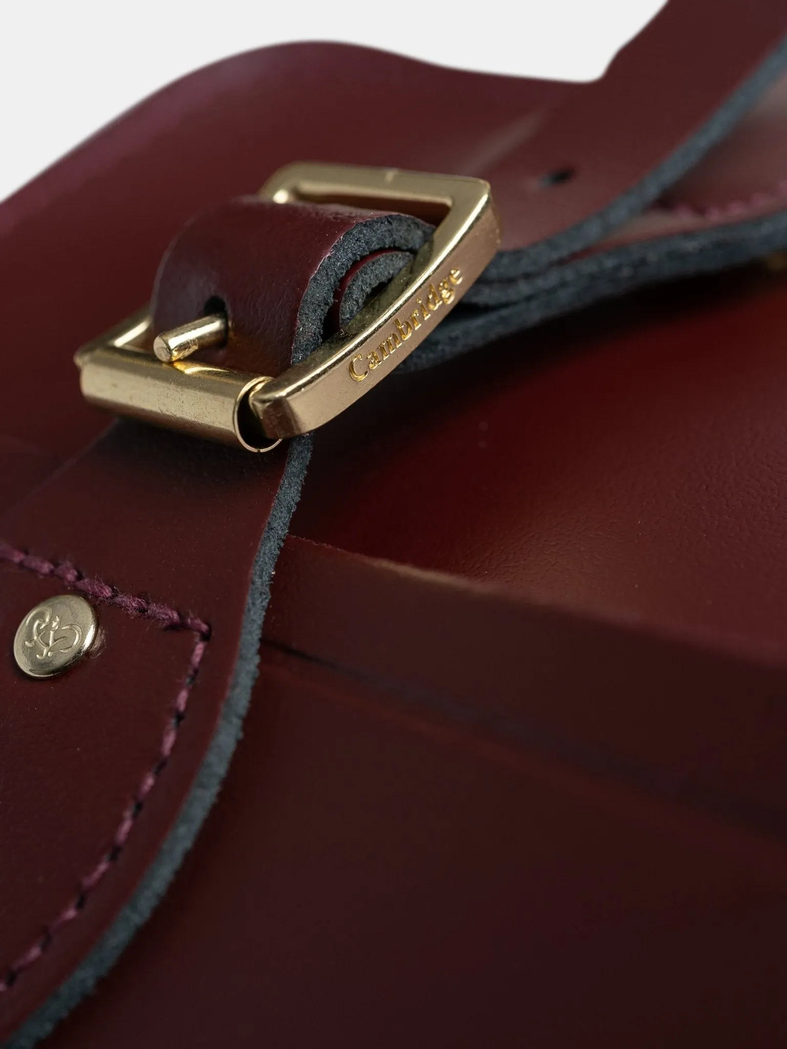 The Traveller -  Oxblood