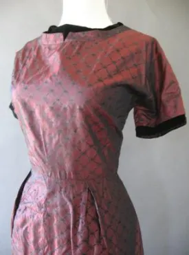 Women's Vintage 50s Dress Red Flocked Sharkskin Taffeta Cocktail Party Medium VFG